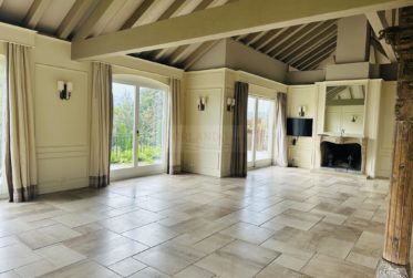 8 Pièces Maison, Villa