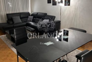 Appartement meublé situé Rue de l'Athénée