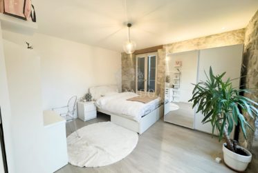 Appartement rénové avec charme à Puplinge, Genève