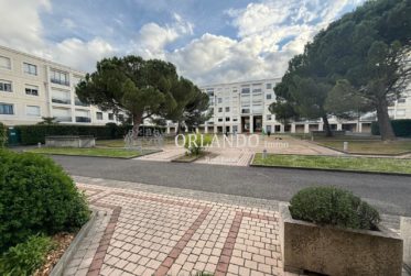 Spacieux appartement traversant de 6 pièces à Plan-les-Ouates