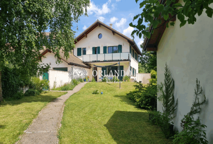 Maison familiale avec jardin clos