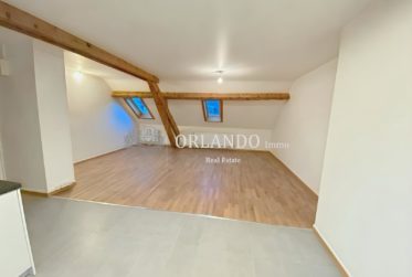 Studio à louer 4 étage sans ascenseur