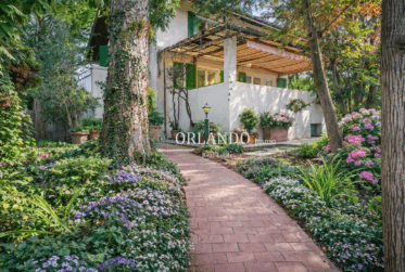 Charmante villa des années 1920 à proximité immédiate du centre de Vésenaz