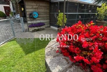 Charmante maison familiale sur trois niveaux avec jardin