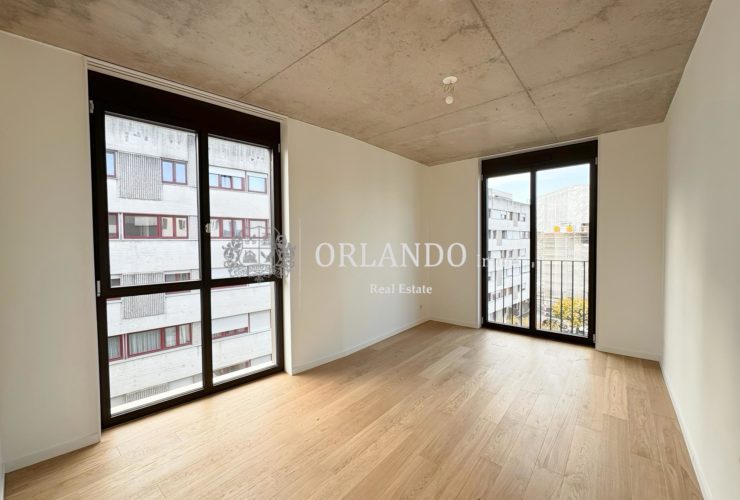 Bel appartement neuf de 5 pièces 1 étage sans balcon - Secteur Carouge