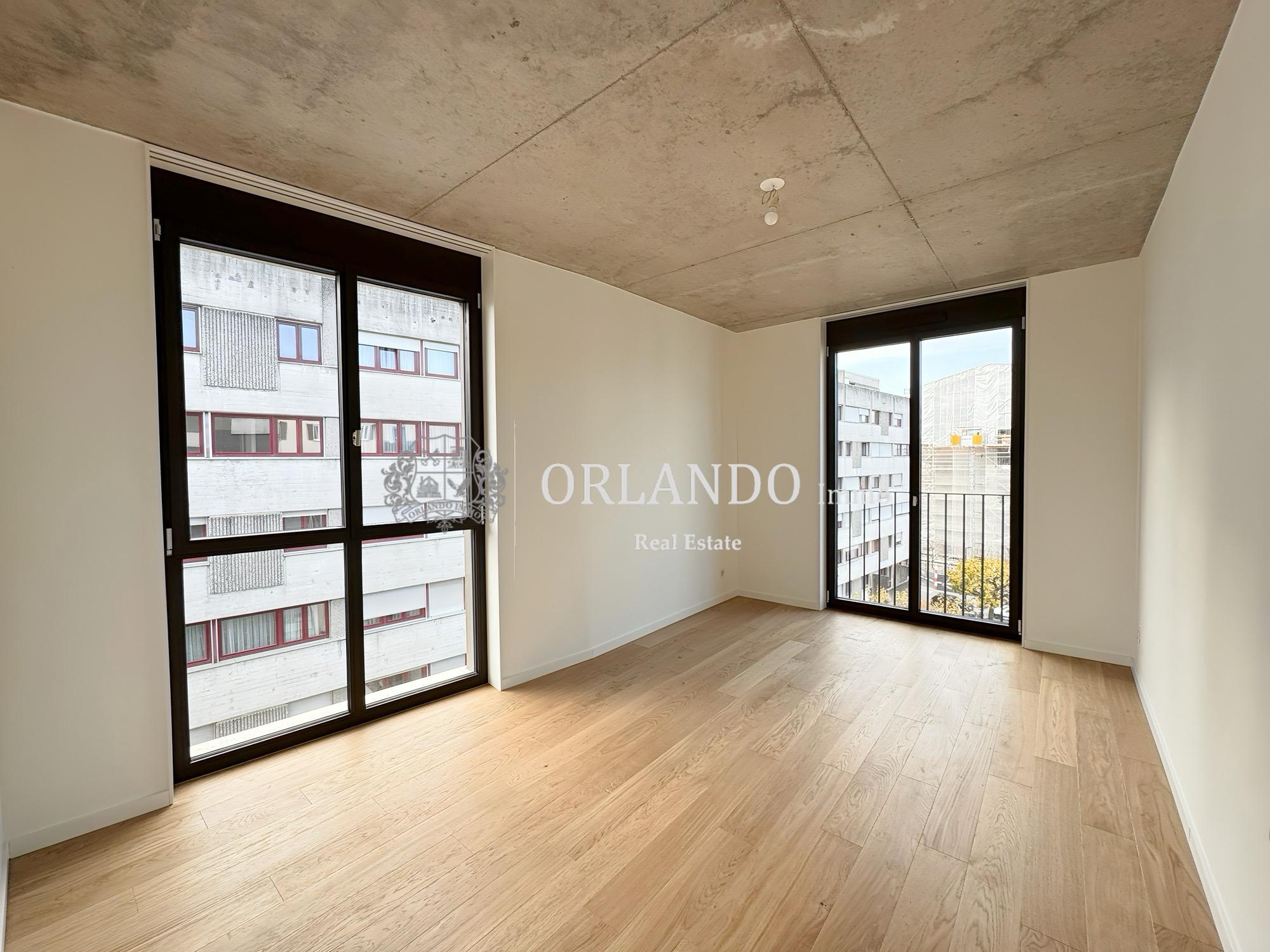 Bel appartement neuf de 5 pièces 1 étage sans balcon - Secteur Carouge