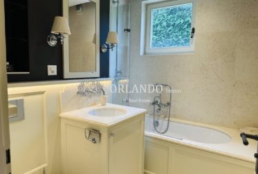 8 Rooms Maison, Villa