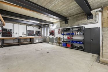 Charmante villa des années 1920 à proximité immédiate du centre de Vésenaz