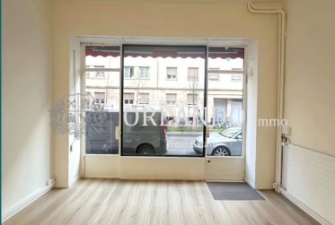 Très belle arcade d'environ 45m2.