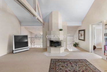 Villa de caractère avec vue panoramique sur le lac Léman, à deux pas de Genève