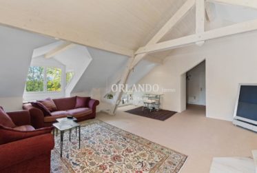 Villa de caractère avec vue panoramique sur le lac Léman, à deux pas de Genève