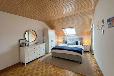 Appartement de 4 pièces en attique