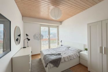 Appartement de 4 pièces en attique