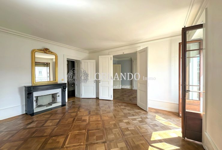 Bel appartement de 4 pièces situé au Boulevard Helvétique, au 4ᵉ étage avec ascenseur
