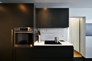 Bel appartement en attique de 5 pièces avec balcon et aperçu sur le lac