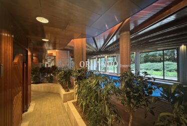 Appartement de 5.5 pièces - 180 m² avec piscine intérieure