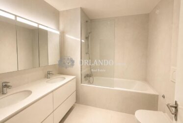 Appartement de 5.5 pièces - 180 m² avec piscine intérieure
